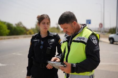 القدس : توقيف سائقة من شعفاط قادت مركبتها تحت تأثير الكحول